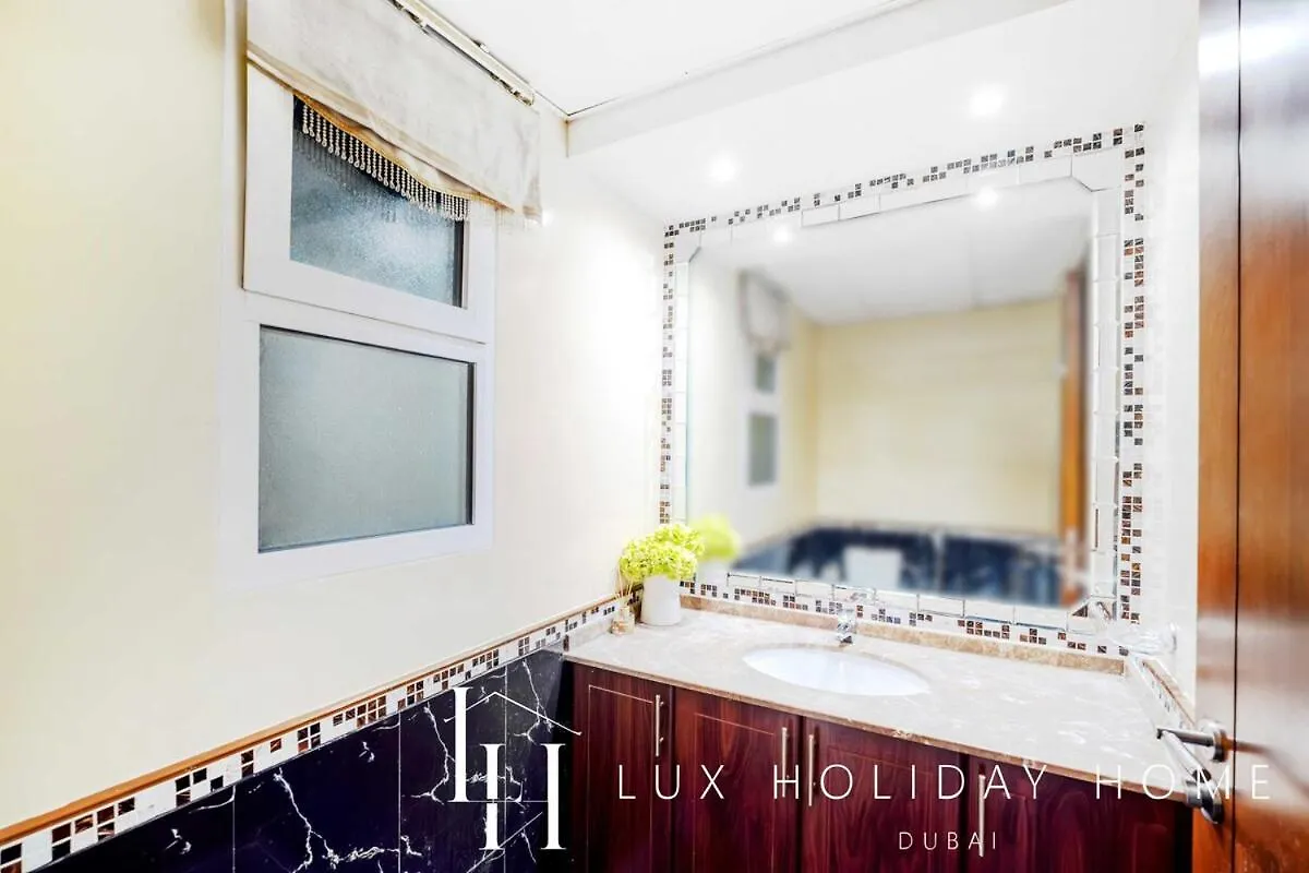Lux The Al Seef Marina 4 Bed Suite Dubai 0*,